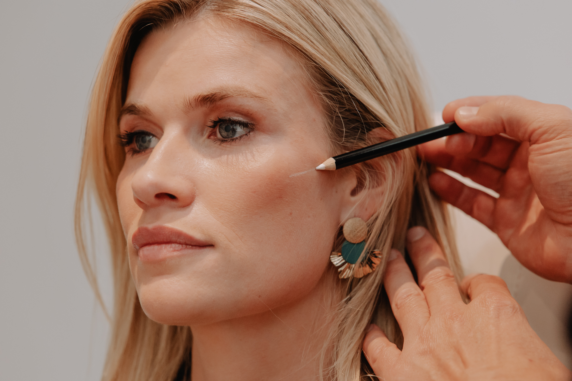 Behandeling jukbeenderen opvullen of accentueren bij Skinject Clinic in Waasmunster